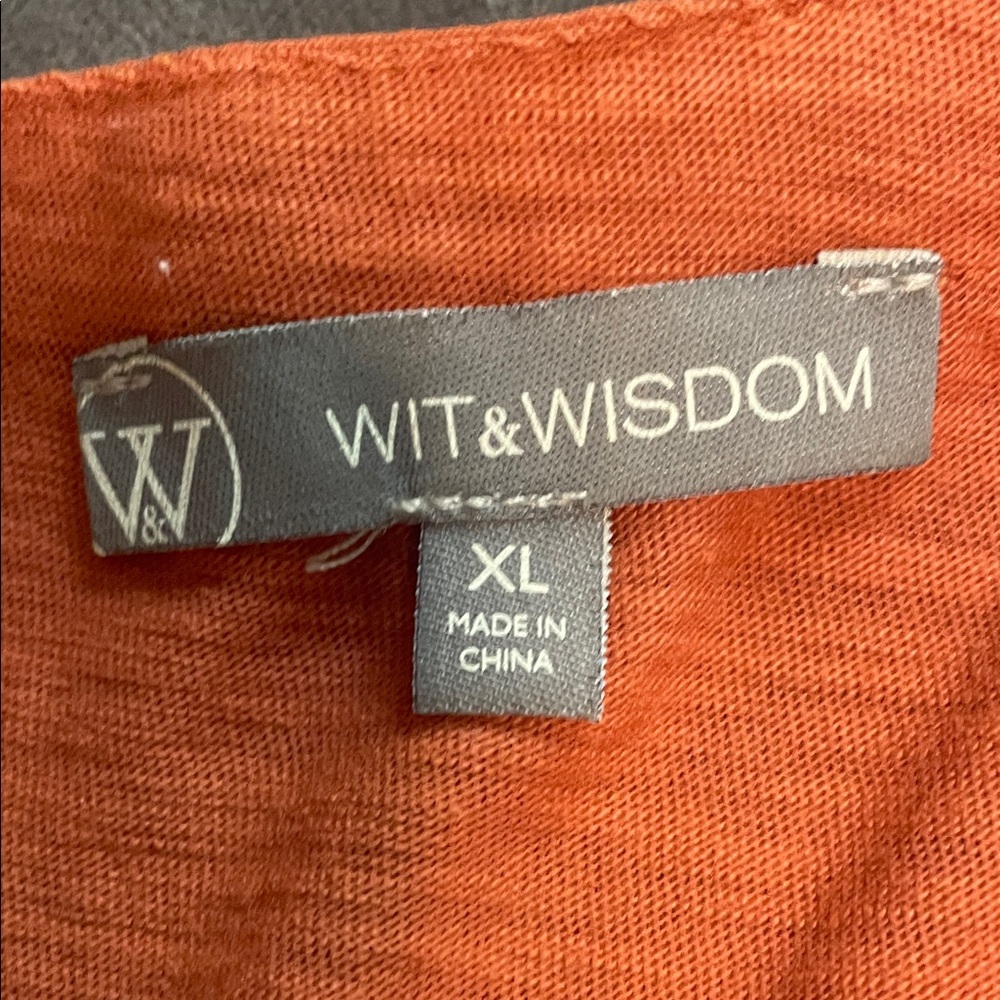 Wit & Wisdom Terracotta Top XL lol